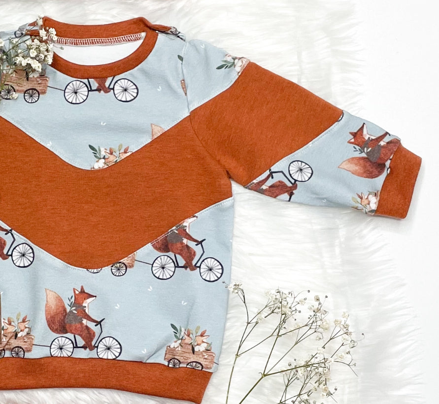 Sweater Dreifach geteilt